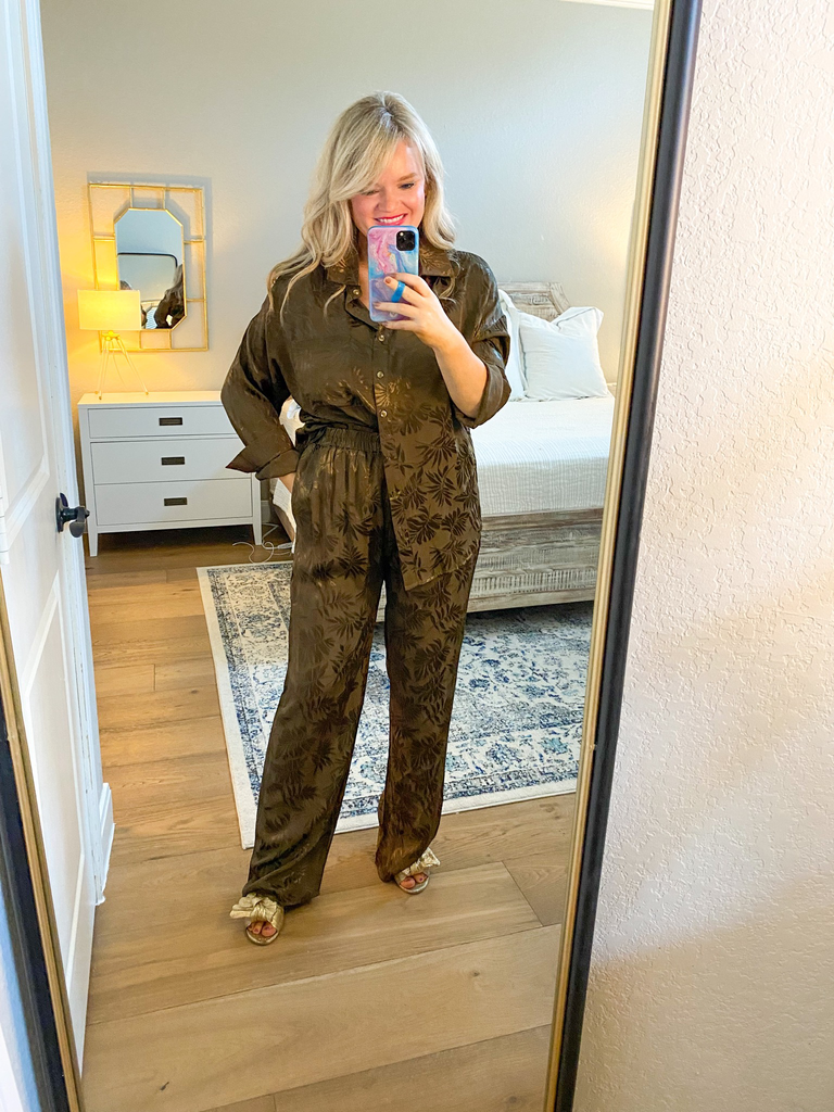 Olive Leaf Print Button Up